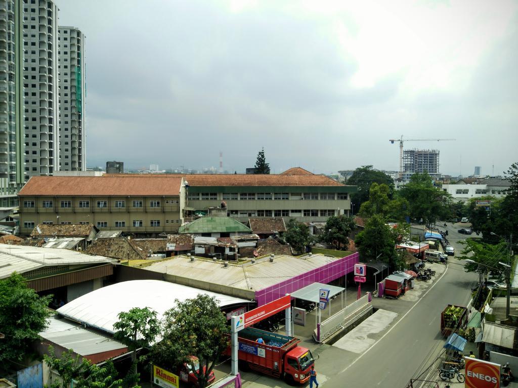 Sentra Inn Bandung Extérieur photo