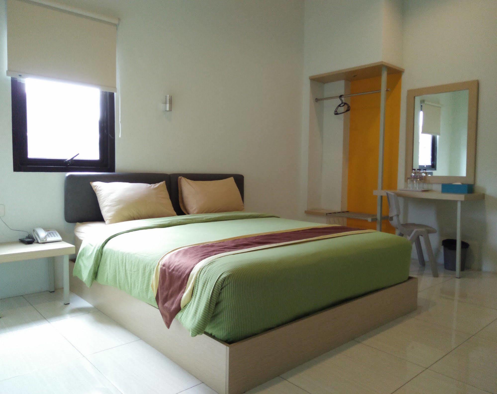 Sentra Inn Bandung Extérieur photo