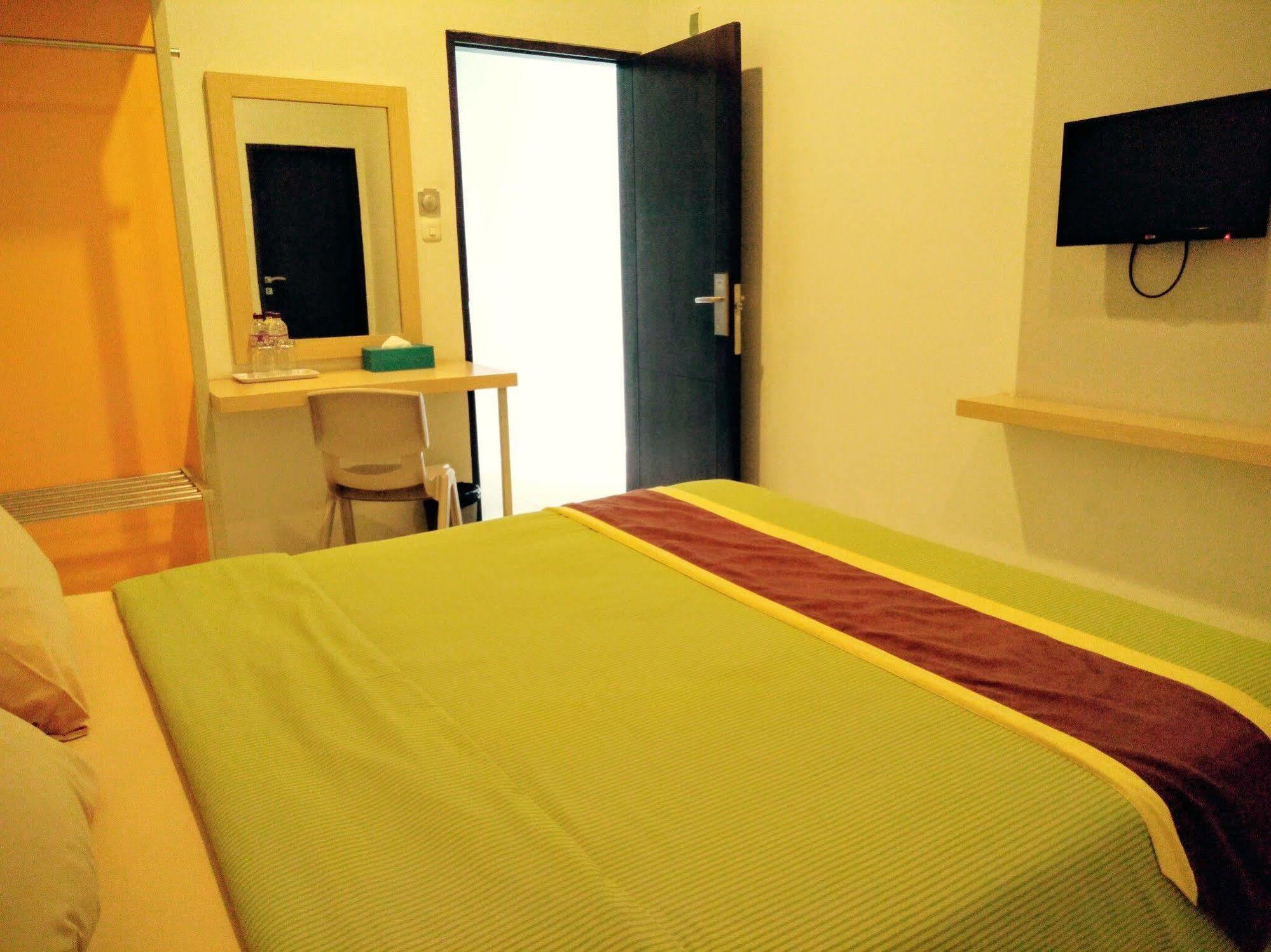 Sentra Inn Bandung Extérieur photo