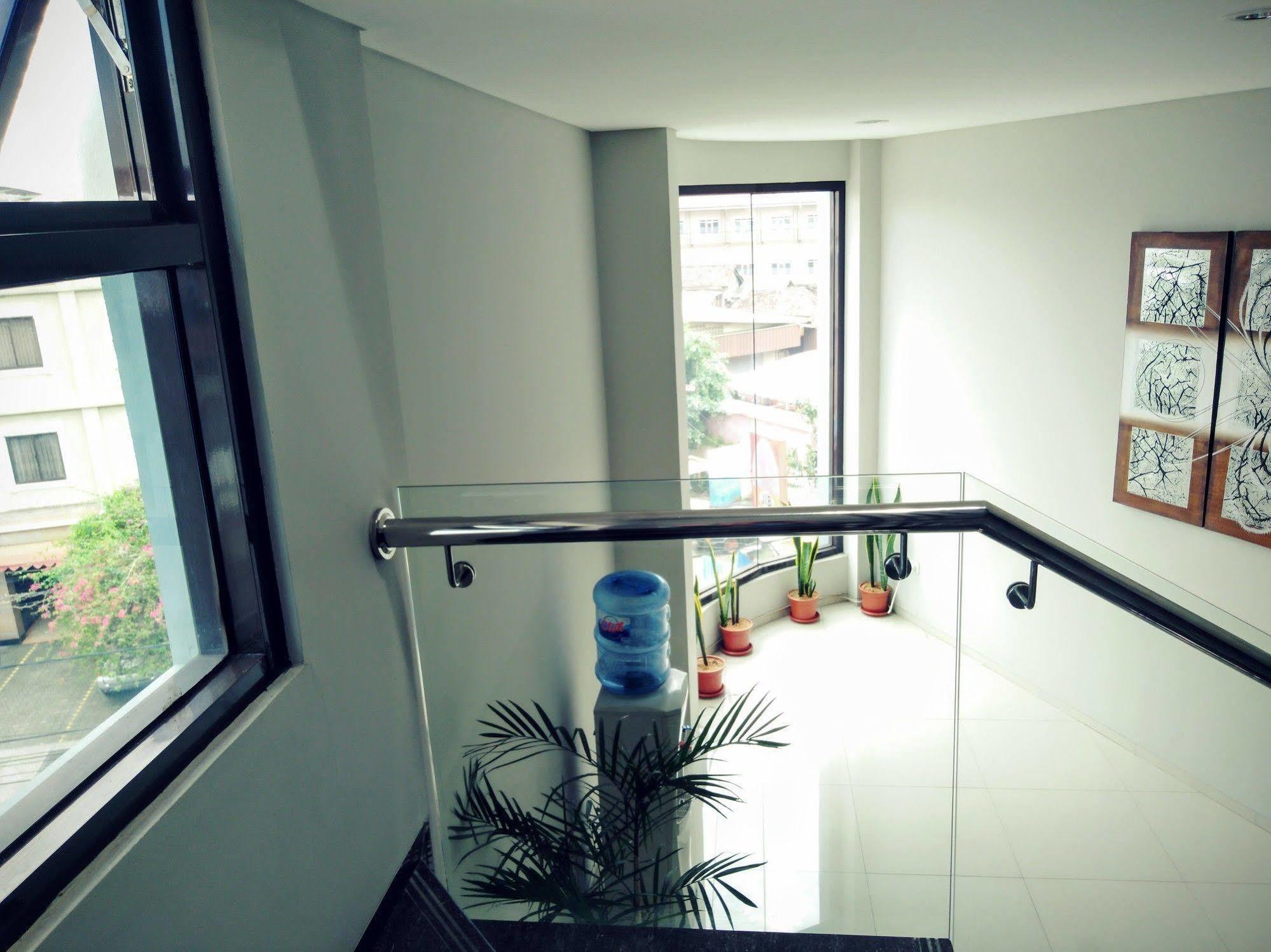 Sentra Inn Bandung Extérieur photo